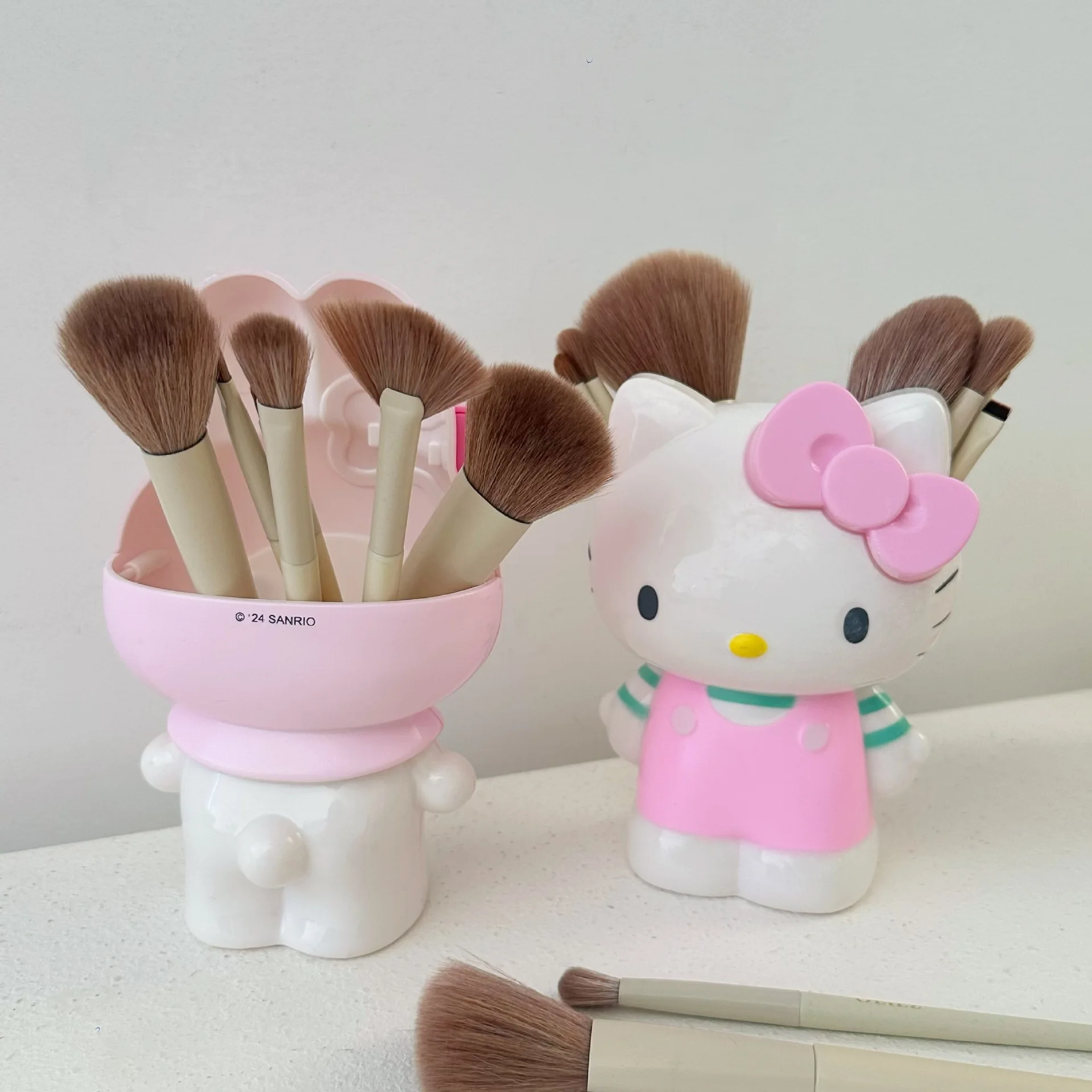 Hello Kitty Kuromi Pen Contain - Anime Cosplay Makeup ulasan dan harga